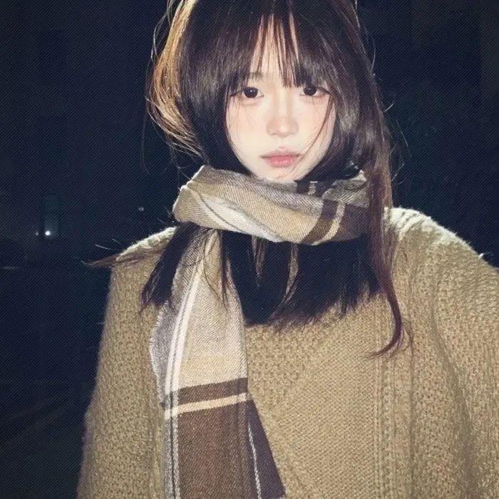 散去前尘踏春朝